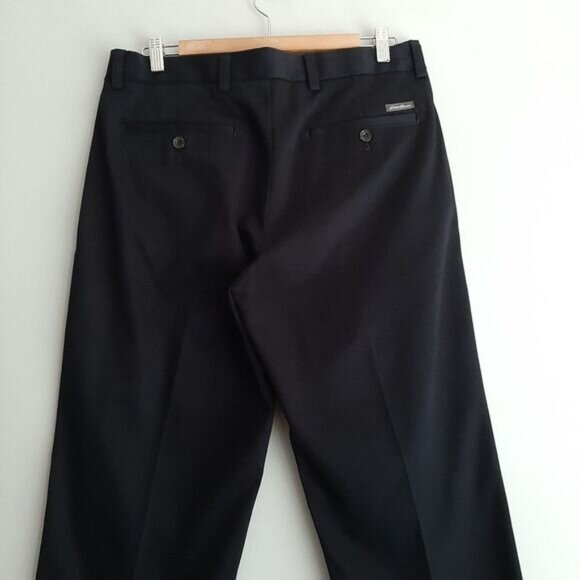 EDDIE BAUER | Relaxed Fit Wrinkle Free Crease Chino Pants Black Men's Sz 31 - Picture 6 of 11